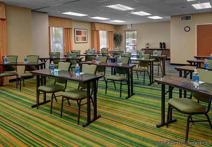Fairfield Inn & Suites Denver Airport Perniagaan gambar